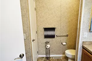 612 Primrose Ln, East Huntington, PA 15666 - Photo 19