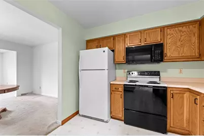 302 Apple Blossom Ct, Delmont, PA 15626 - Photo 17