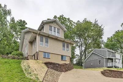 7661 Pennsylvania Ave, North Huntingdon, PA 15642 - Photo 3