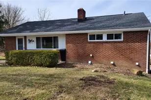 2413 Nicholson Rd, Pittsburgh, PA 15143 - Photo 27