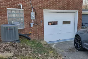 2413 Nicholson Rd, Pittsburgh, PA 15143 - Photo 25