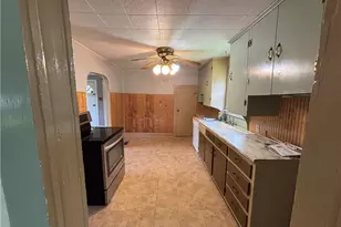 44 Bedford Rd, Shenango Township, PA 16159 - Photo 3