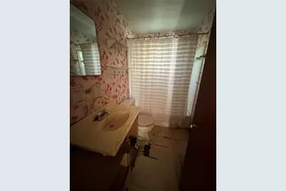 128 High Oak Pl, Pittsburgh, PA 15220 - Photo 11