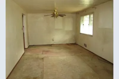 128 High Oak Pl, Banksville/Westwood, PA 15220 - Photo 5