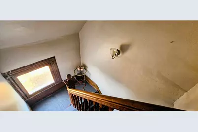 53 Carrick Ave, Pittsburgh, PA 15210 - Photo 35