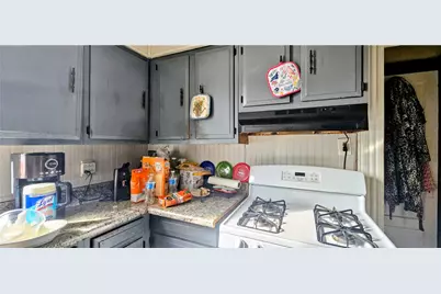 53 Carrick Ave, Pittsburgh, PA 15210 - Photo 13
