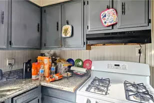 53 Carrick Ave, Pittsburgh, PA 15210 - Photo 13