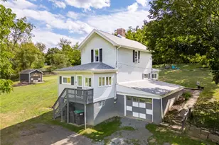 33 Hubbard Rd, Smith Township, PA 15021 - Photo 1