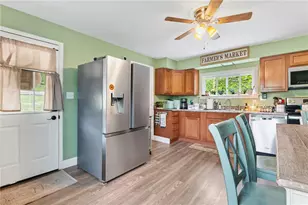 33 Hubbard Rd, Smith Township, PA 15021 - Photo 7