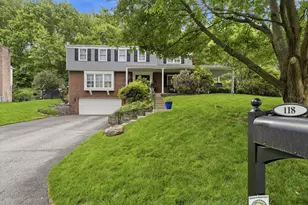 118 Crofton Dr, Pittsburgh, PA 15238 - Photo 1