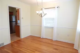 111 Wedgewood Dr, Ross Twp, PA 15229 - Photo 3