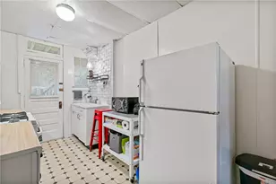2320 Murray Ave, Pittsburgh, PA 15217 - Photo 11