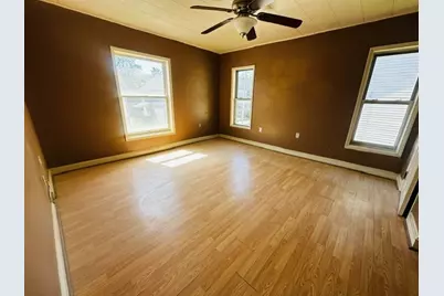 321 E 4th St, Derry Township, PA 15627 - Photo 31