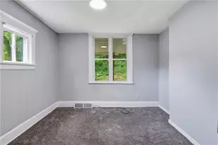 110 Milroy St, Pittsburgh, PA 15214 - Photo 15