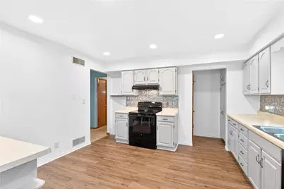 425 Kennedy, Rostraver, PA 15012 - Photo 23