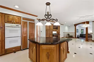 7 Grayhurst Dr, Wilkins Township, PA 15235 - Photo 19