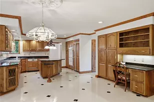 7 Grayhurst Dr, Wilkins Township, PA 15235 - Photo 15