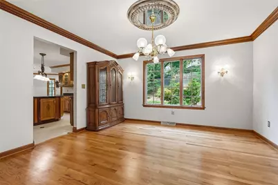 7 Grayhurst Dr, Wilkins Township, PA 15235 - Photo 11