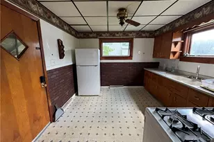 2344 McIntyre Rd, Conemaugh-Yough Townships, PA 15756 - Photo 7