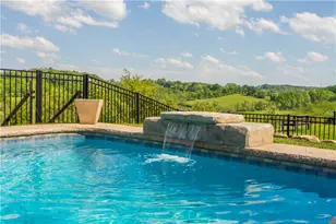 250 Regency Dr, North Strabane, PA 15330 - Photo 3