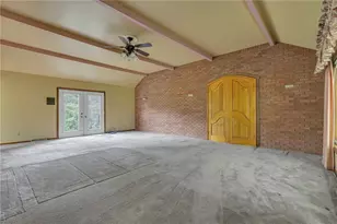 450 Knollwood Cir, Economy, PA 15042 - Photo 17