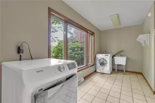 450 Knollwood Cir, Economy, PA 15042 - Photo 31
