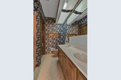 450 Knollwood Cir, Economy, PA 15042 - Photo 25