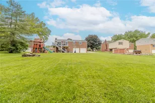 134 Chris Dr, Penn Twp, PA 15642 - Photo 47