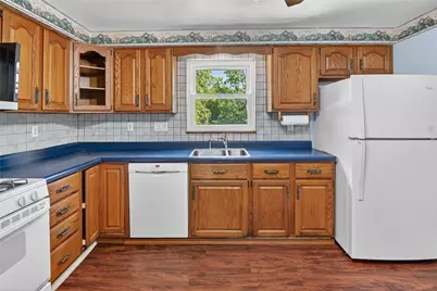 1411 Cardinal Drive, Scott Township, PA 15243 - Photo 7