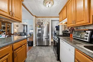 2000 Lafayette St, Pittsburgh, PA 15218 - Photo 11