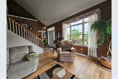 105 Sunburst Ct, Center Township, PA 16001 - Photo 21