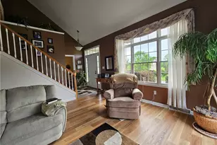105 Sunburst Ct, Center Township, PA 16001 - Photo 21