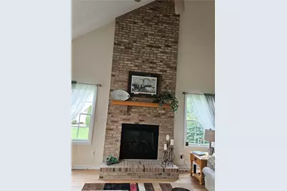 105 Sunburst Ct, Center Township, PA 16001 - Photo 23