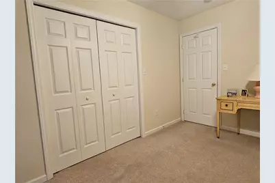 105 Sunburst Ct, Center Township, PA 16001 - Photo 35