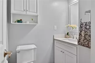 847 MacArthur Dr, Pittsburgh, PA 15228 - Photo 17