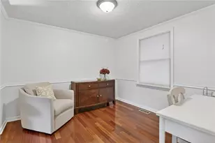 847 MacArthur Dr, Pittsburgh, PA 15228 - Photo 11