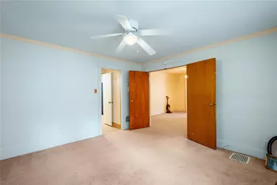 1260 Grove Rd, Pittsburgh, PA 15234 - Photo 13