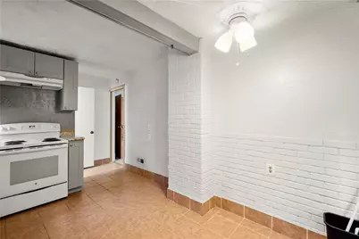 1260 Grove Rd, Pittsburgh, PA 15234 - Photo 11