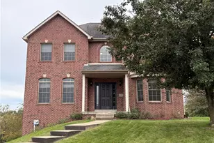 137 Robinson Dr, Pittsburgh, PA 15236 - Photo 1
