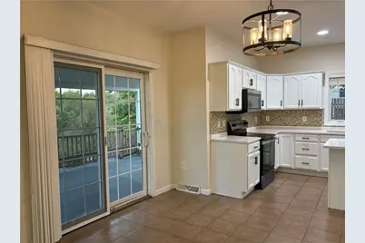 137 Robinson Dr, Pittsburgh, PA 15236 - Photo 37