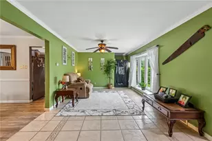 2472 Willowhurst Cir, Shenango Township, PA 16101 - Photo 5