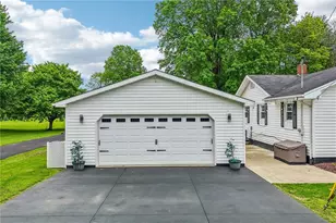 2472 Willowhurst Cir, Shenango Township, PA 16101 - Photo 37