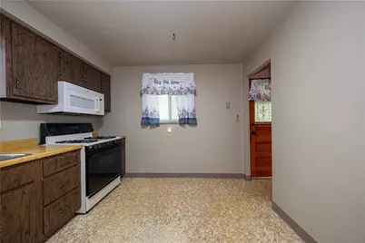 169 Keefer Dr, Pittsburgh, PA 15235 - Photo 9