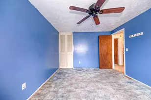 3000 Woodview Dr, Pittsburgh, PA 15101 - Photo 17
