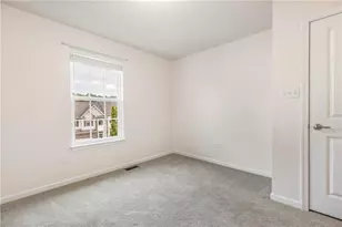 248 Broadstone Dr, Adams Township, PA 16046 - Photo 23