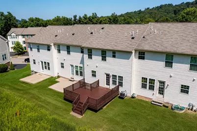 248 Broadstone Dr, Adams Township, PA 16046 - Photo 35
