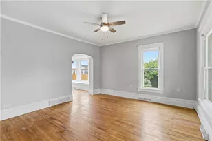 308 Spruce St, Grove City Boro, PA 16127 - Photo 9