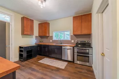 251 Pattison St, Evans City, PA 16033 - Photo 9