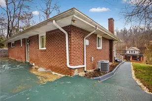 6361 Leechburg Rd, Pittsburgh, PA 15147 - Photo 21