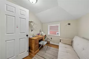 2106 Lindsay Rd, Pittsburgh, PA 15221 - Photo 25